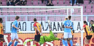 Raspadori affonda il Lecce, il Napoli si avvicina allo scudetto