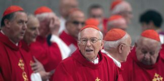 Conclave, cardinale Re “Il mondo di oggi attende molto dalla Chiesa”