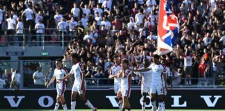 Il 18enne Venturino scatenato, il Genoa vince 3-1 a Bologna