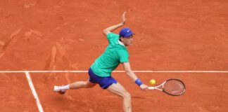 Sinner perfetto contro Lehecka, ora ottavi a Parigi contro Rublev. Cobolli si arrende a Zverev
