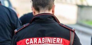 Acido e botte alla moglie, 55enne arrestato a Castellammare di Stabia