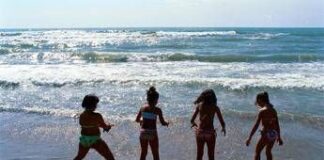 Bandiere verdi 2025, ecco le 158 spiagge a misura di bimbi scelte dai pediatri