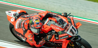 Superbike, Bulega vince con la nuova SCX posteriore gara-1 a Cremona