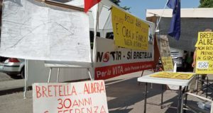 Bretella dell’Albera, il Comitato tra la gente con i gazebo: domani, sabato 31 maggio, al mercato di Villaggio del Sole comitato albera vicenza nuovi gazebo