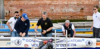 I Gondolieri sub ripuliscono i fondali e recuperano circa 10 quintali di rifiuti