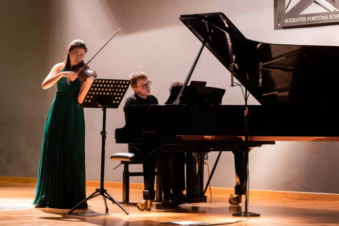 Concerto-di-apertura-del-Bicocca-Music-Festival-con-Filippo-Gorini-pianoforte-e-Stephanie-Zyzak-violino-2