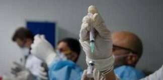 Covid, Bassetti: “In campana con la nuova variante, in Asia aumento di casi”