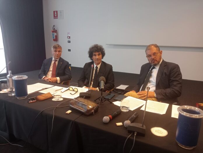 Da sx avv, Renzo Fogliata, Alberto Filippi e avv. Cesare Dal Maso Da sx avv, Renzo Fogliata, Alberto Filippi e avv. Cesare Dal Maso