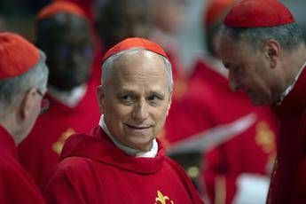 Elezione nuovo Papa, via al Conclave: chi è il cardinale Robert Francis Prevost nuovo Papa Robert Francis Prevost