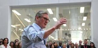 Gb, Financial Times: ipotesi Russia dietro attacchi a proprietà Starmer