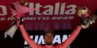 Giro d’Italia, ad Ayuso la settima tappa. Roglic torna in maglia rosa