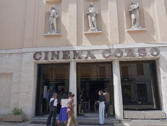 oplus_1024 Ex cinema Corso Vicenza