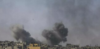 Media, “9 morti e 15 feriti dopo gli ultimi raid a Gaza”. In Israele cortei a 600 giorni dal 7 ottobre