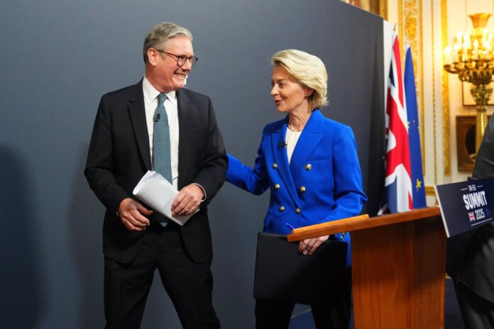 Keir-Starmer-e-Ursula-Von-der-Leyen