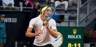 “Ma che te strilli?”, l’arbitro sbotta agli Internazionali – Video