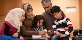Migranti, Eurispes: “In Italia sono solo il 9% della popolazione ma gli italiani pensano siano molti di più”