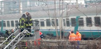 Scavalca le sbarre e viene travolta dal treno, morta una 14enne in provincia di Monza