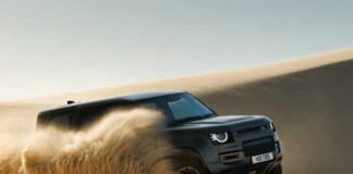 Per JLR utile da 2,5 mld sterline grazie a boom Defender, grande attesa per Range Rover Electric