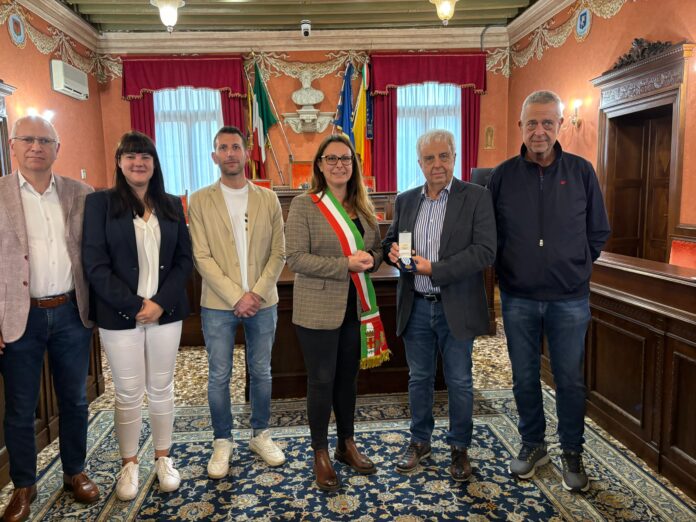 Riconoscimento Pietro Garbin cerimonia a Schio