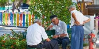 Sardegna, popolazione in calo: sempre meno residenti e più anziani