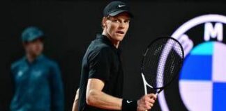 Sinner torna in campo a Roma, l’orario della sfida con De Jong