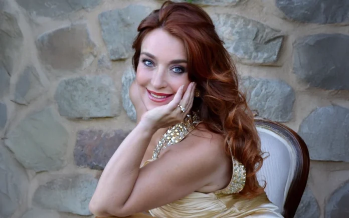Soprano - Donata D'Annunzio Lombard Marcella Pobbe