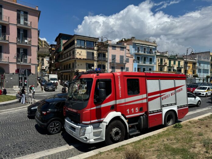 Terremoto-Napoli-Campi-Flegrei-1