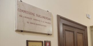 Vigilanza Rai, ottava fumata nera su presidente. Battute tra commissari: “Serve un Conclave”