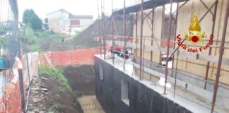 Mason Vicentino, cade da impalcatura di dieci metri, ferito un operaio incidente sul lavoro a Mason Vicentino di Colceresa