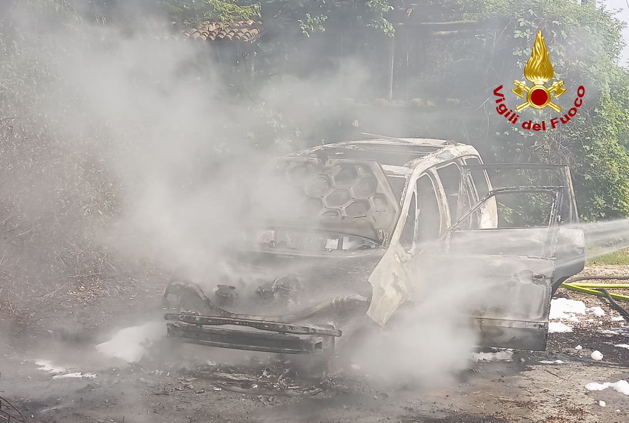 incendio auto schio