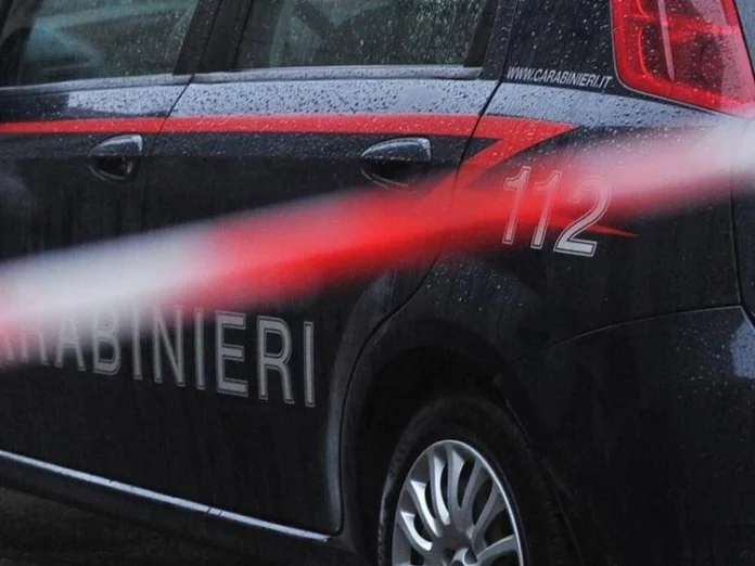 carabinieri_auto_2_fg-k8o--1280x960_web napoli donna morta