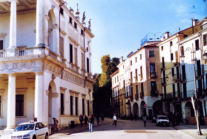 corso palladio4 troppi negozi sfitti in Corso Palladio