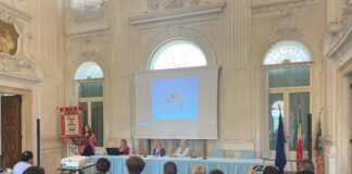 L’IIS Ceccato di Montecchio Maggiore vince il concorso per il logo di Vicenza Capitale della Gentilezza 2026 cerimonia premiazione logo Vicenza Capitale della gentilezza
