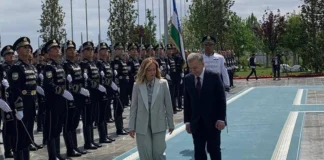 Meloni in Uzbekistan, accordi per 3 miliardi: “Samarcanda crocevia legami Europa-Asia” meloni