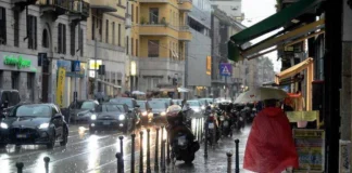 Niente caldo africano e tanta pioggia, sole solo nel weekend: le previsioni meteo pioggia