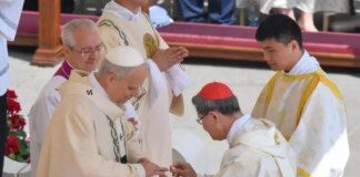 Inizia il pontificato di Papa Leone XIV, la commozione alla consegna dell’Anello del Pescatore