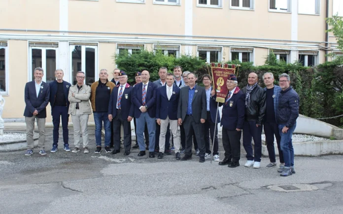 polizia 40 anni dopo vicenza Agenti Polizia Vicenza raduno
