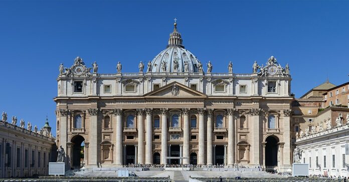 960px-Basilica_di_San_Pietro_in_Vaticano_September_2015-1a