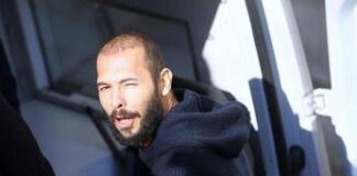 Andrew Tate guida 146 km orari oltre il limite, patente sospesa 120 giorni