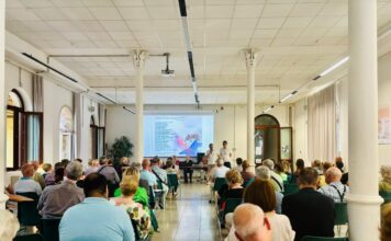 Csv di Vicenza nella bufera: spuntano fatture non pagate per oltre 100 mila euro a “Con Te” nella gestione dell’accoglienza agli Ucraini assemblea csv di vicenza