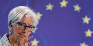 Bce tiene tassi fermi: “Con guerra prospettive più incerte”