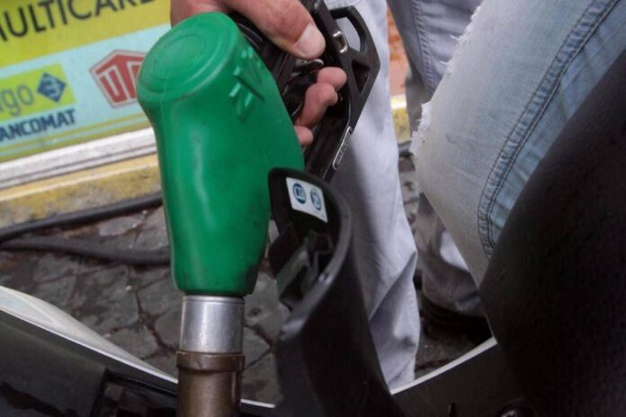 Caro-carburanti-prezzi-benzina-e-diesel-continuano-a-salire carburanti