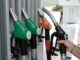 Caro carburanti, prezzo di benzina e diesel continua a salire: superati i 2 euro