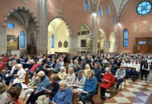 Vicenza. Giovedì il vescovo Giuliano incontra i ministri straordinari della Comunione in vista del Corpus Domini  corpus domini Vescovo Giuliano invita ministri straordinari della comunione