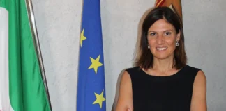 Padova, agenti della Polfer feriti da gambiano senza biglietto, Cavinato (Lega-LV): “Città ostaggio dei criminali” Elisa Cavinato su aggressione Padova