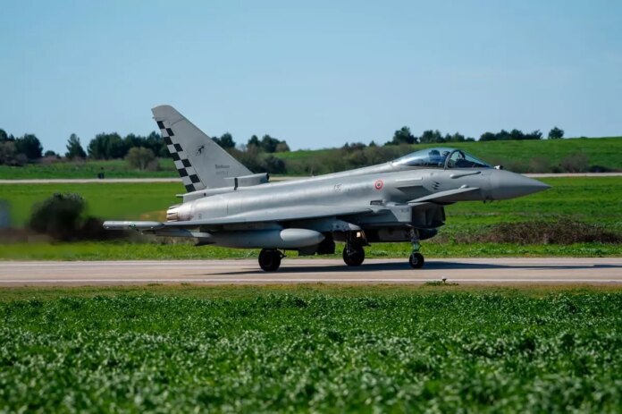 Eurofighter-F-2000-1