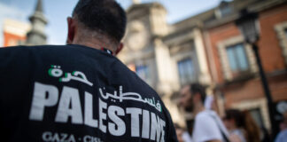 Otto attivisti della Freedom Flotilla ancora detenuti in Israele
