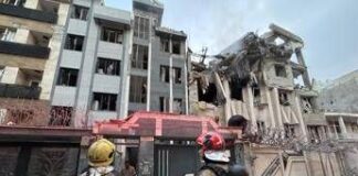 Israele, nuovi attacchi contro Iran. Esplosioni a Teheran, sito nucleare nel mirino