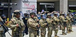 Proteste Los Angeles, corte d’appello autorizza Trump a tenere Guardia Nazionale