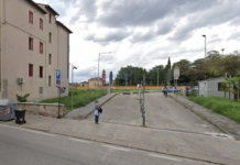 Sicurezza a Vicenza: Ambrosini (FdI) propone di allargare la zona rossa a via Cattaneo e via dei Mille Via Cattaneo, zona parcheggio 16enne accoltellato vicenza zona rossa